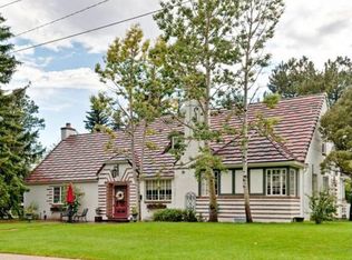 3822 Pioneer Ave, Cheyenne, WY 82001