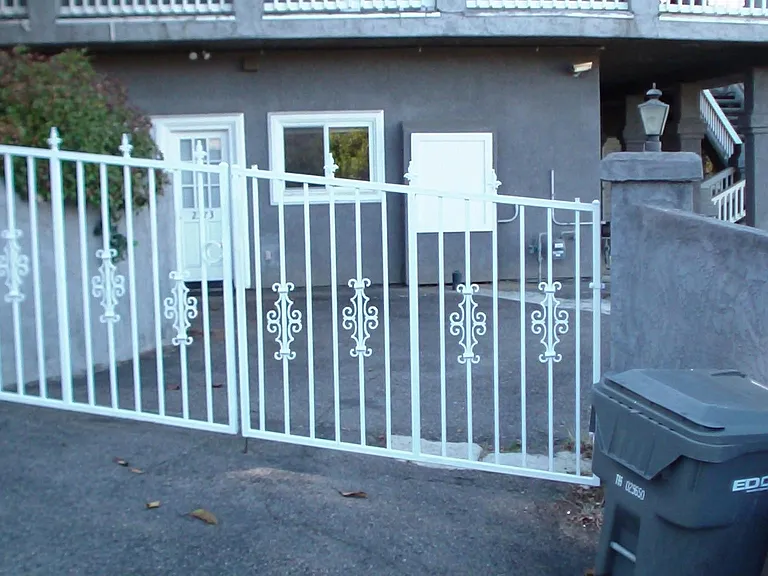 2373 Mountain View Dr — Photo 5