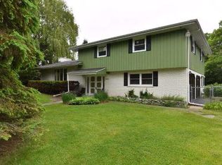 12126 28th Ave, Pleasant Prairie, WI 53158