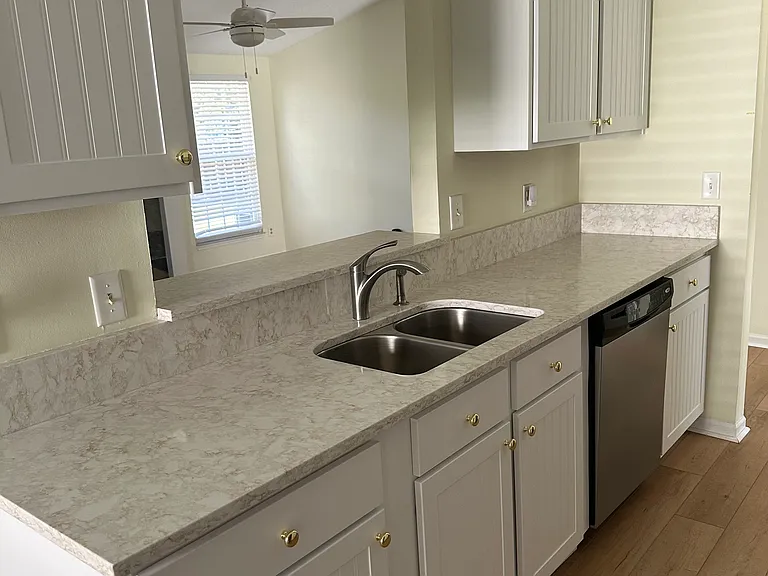 1371 Downsberry Dr — Photo 6