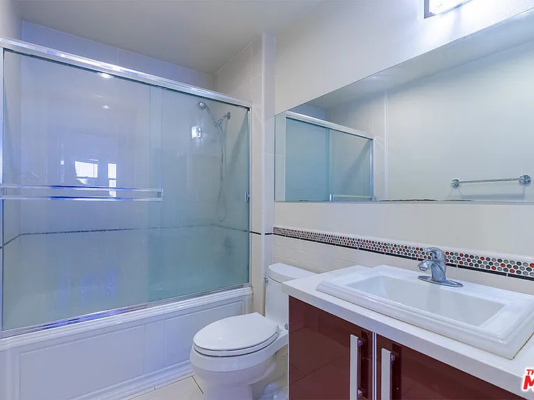 848 Irolo St #308 — Photo 8
