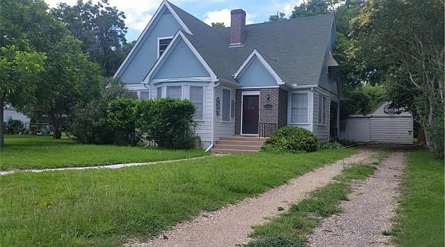 1st image of 1304 Burns Blvd