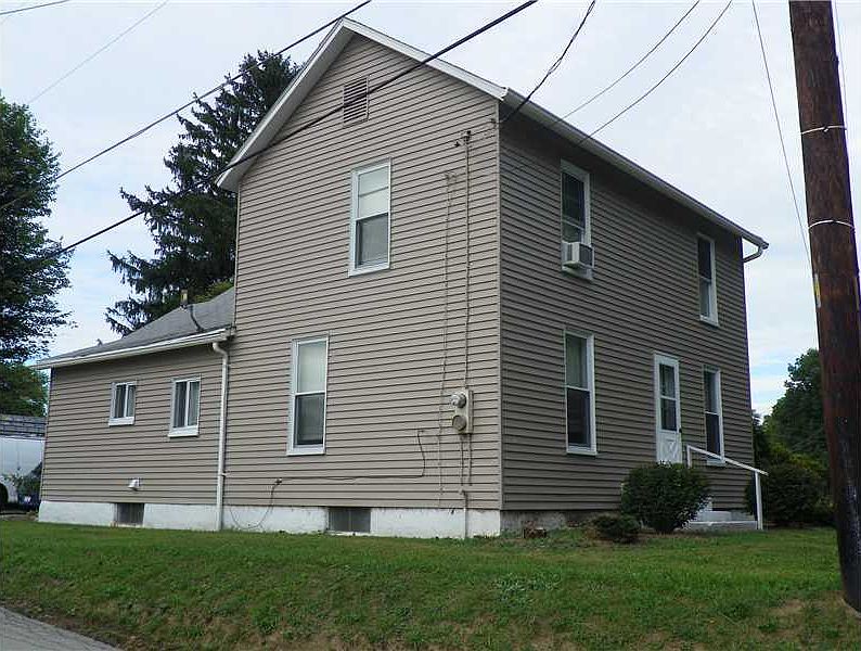 2nd image of 114 Brest Rd