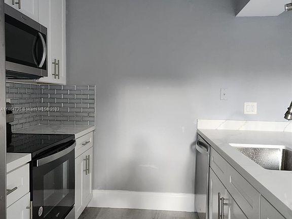 4th image of 8212 S Coral Cres #8212