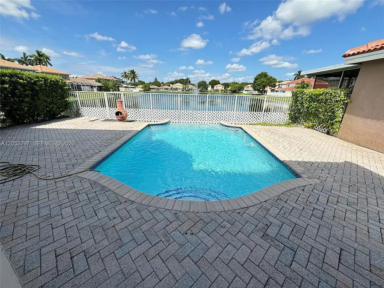 7129 Crescent Creek Way — Photo 13