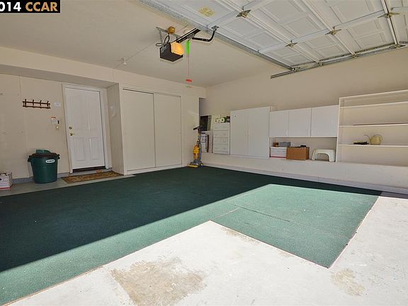4th image of 234 Portola Dr