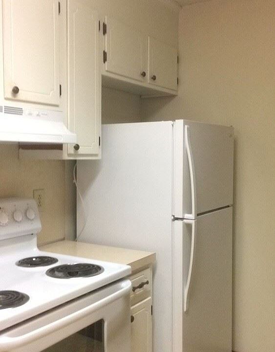 2nd image of 2033 Oakdale Rd APT F