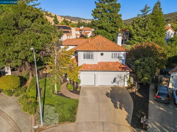 56 La Honda Ct, Clayton, CA 94517