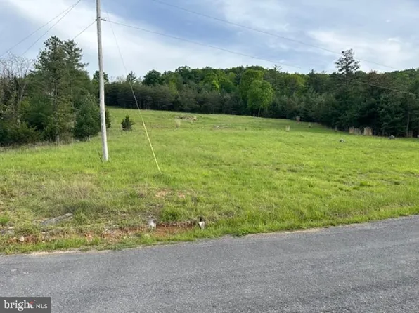 Thorny Meadows Rd, Franklin, WV 26807