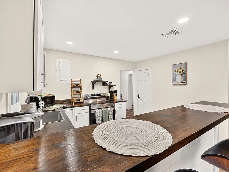 705 NW 64th Pl — Photo 34