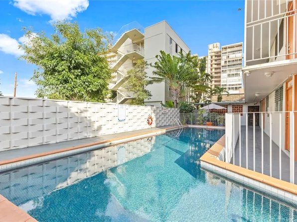 236 Liliuokalani Ave APT 201, Honolulu, HI 96815
