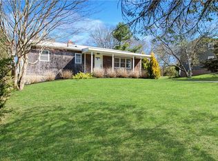 19 Wetomachick Ave, Westerly, RI 02891