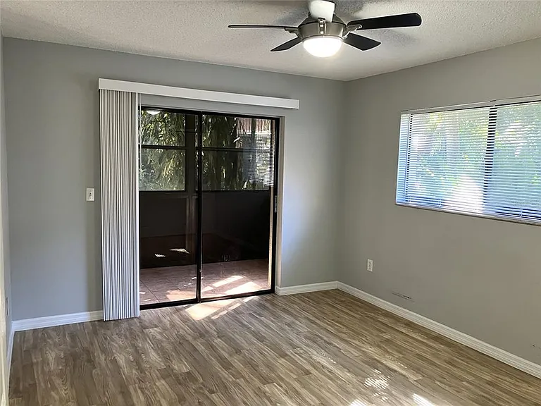11703 Raintree Village Blvd #B — Photo 38