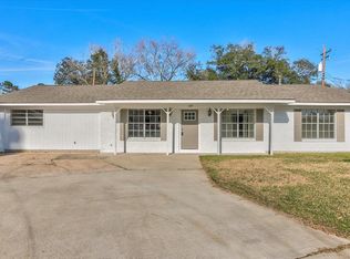 1185 Alma Cir, Vidor, TX 77662