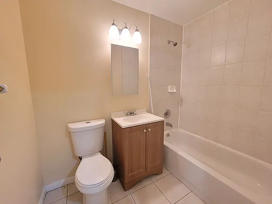 Rented by Highline Residential | media 18