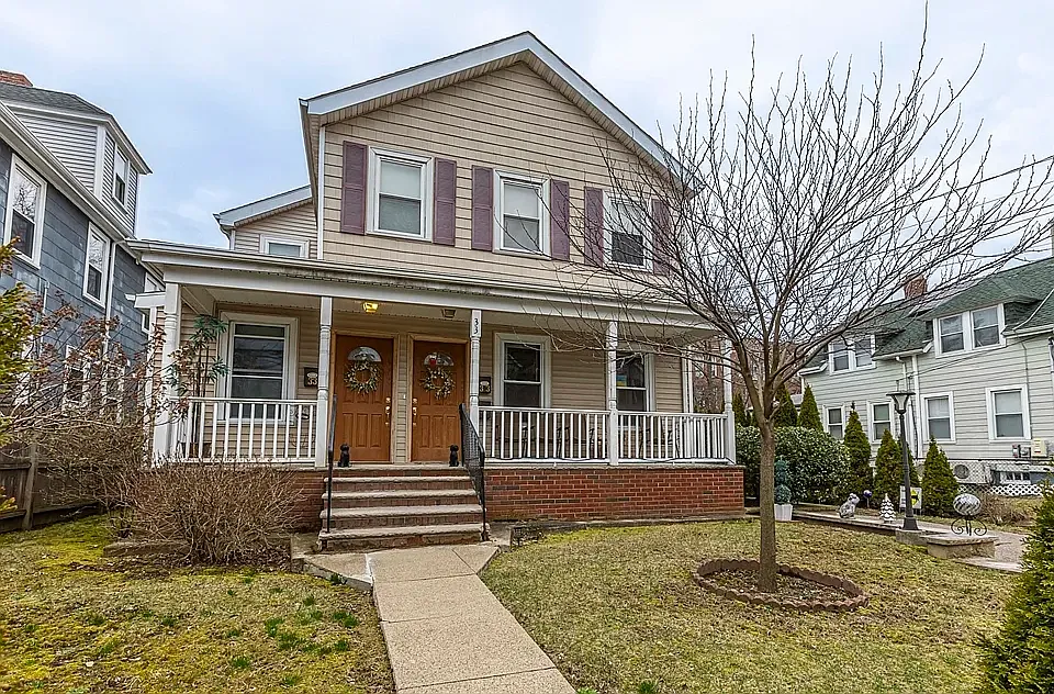 35 Raymond St #2