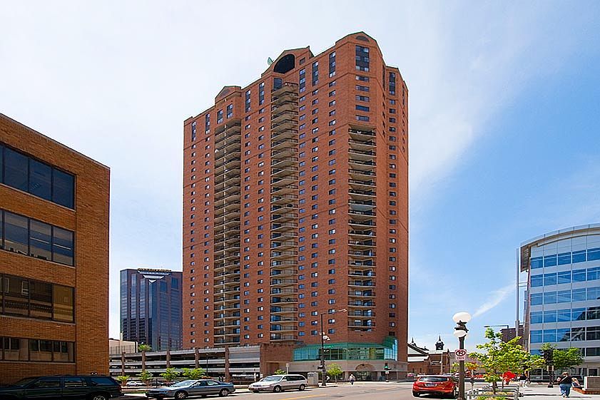 1st image of 78 10th St E Unit 3105
