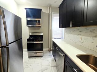 158 Bergen Ave #1B, Jersey City, NJ 07305
