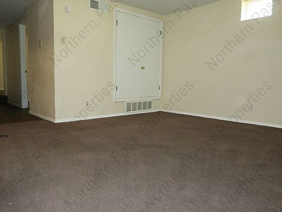 5th image of 1503 N Kansas St APT 3