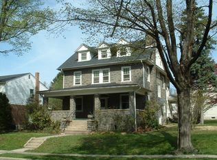 20 Llandaff Rd, Havertown, PA 19083