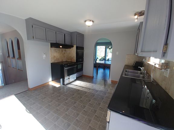 4th image of 18710 60th Ave W