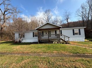 46 Crown Cir, Zanesville, OH 43701