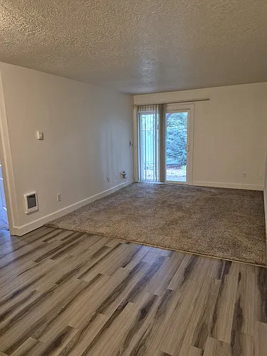 6830 N Columbia Way #1 Photo 1