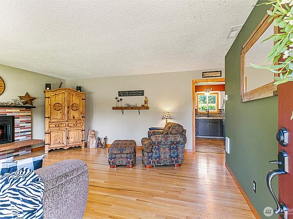 4th image of 5408 NE 49th Street