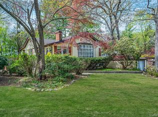 18 Houghton Boulevard, Stony Brook, NY 11790