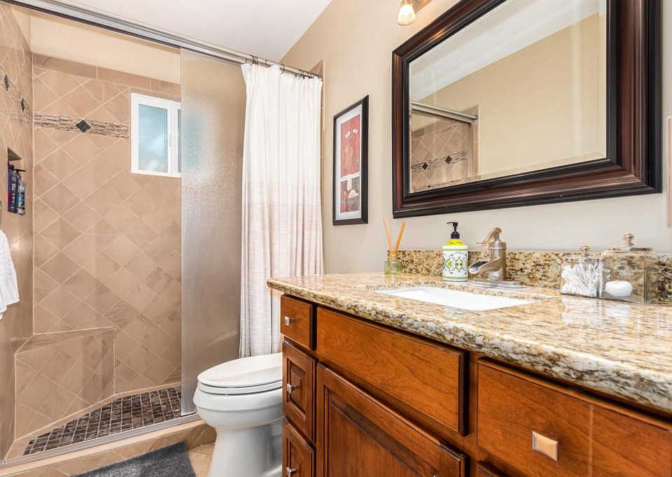 1st image of 1216 W Hermosa Dr