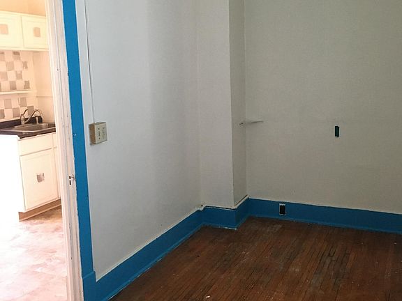 2nd bedroom with closet space