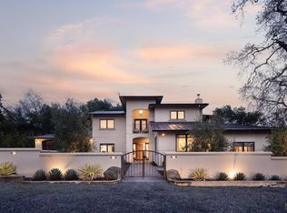 604 Coghlan Rd, Healdsburg, CA 95448