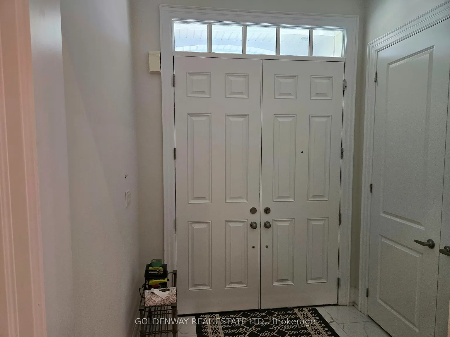 4 bed, $3,800 — Photo 4