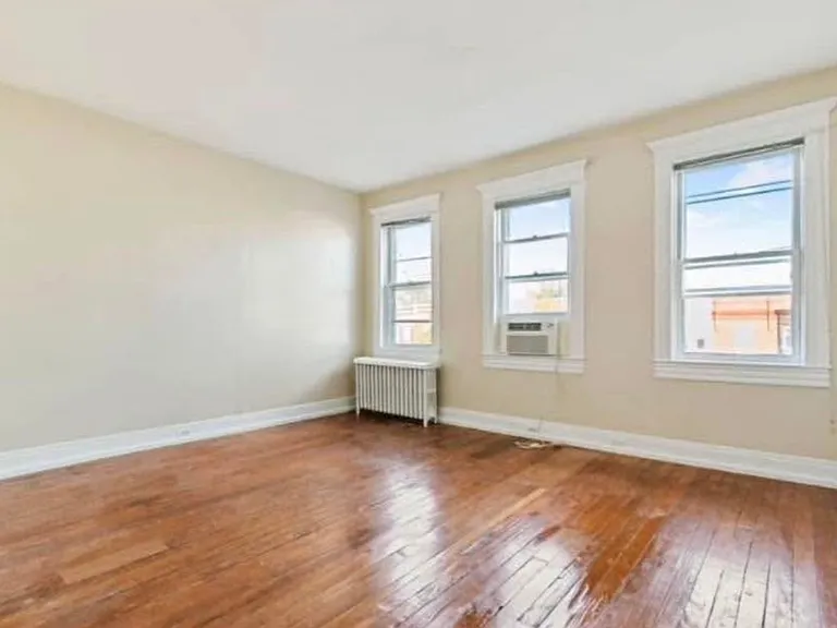 2916 Guilford Ave — Photo 20