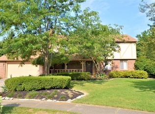 131 Academy Ct S, Columbus, OH 43230