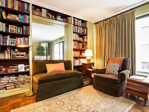 4th image of 200 Central Park S APT 4P
