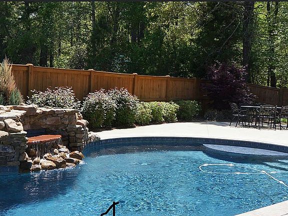 3rd image of 3800 Majestic Oaks Dr