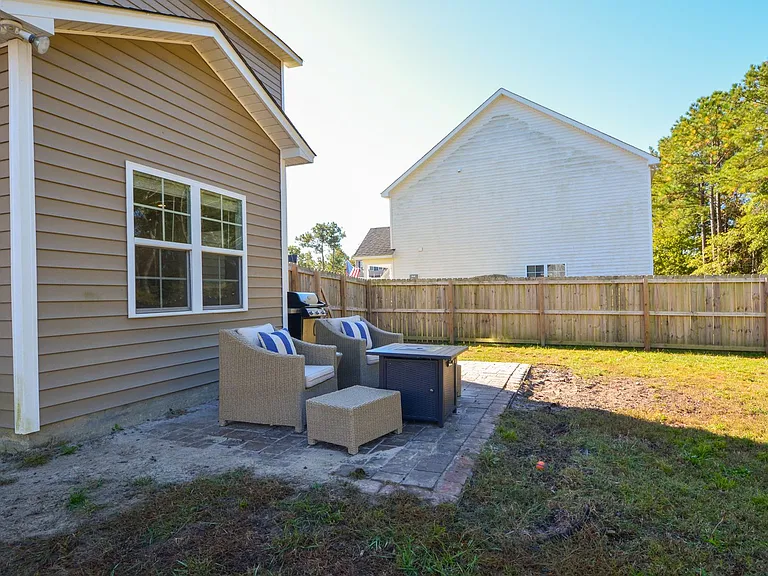 520 Everett Glades — Photo 25