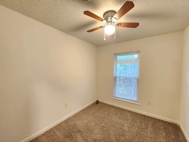 366 Genesis Cir #4 — Photo 6