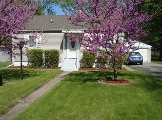 210 Oak St, Crown Point, IN 46307