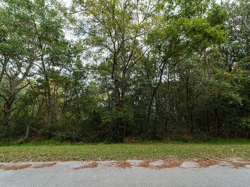 1st image of 14616 School Dr