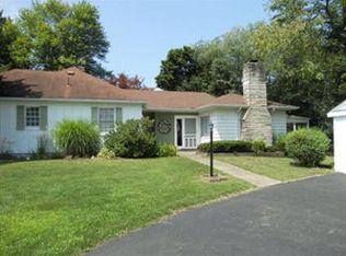 12142 Midway Dr, Conneaut Lake, PA 16316