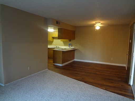 2nd image of 4921 Stamas Ln APT 3