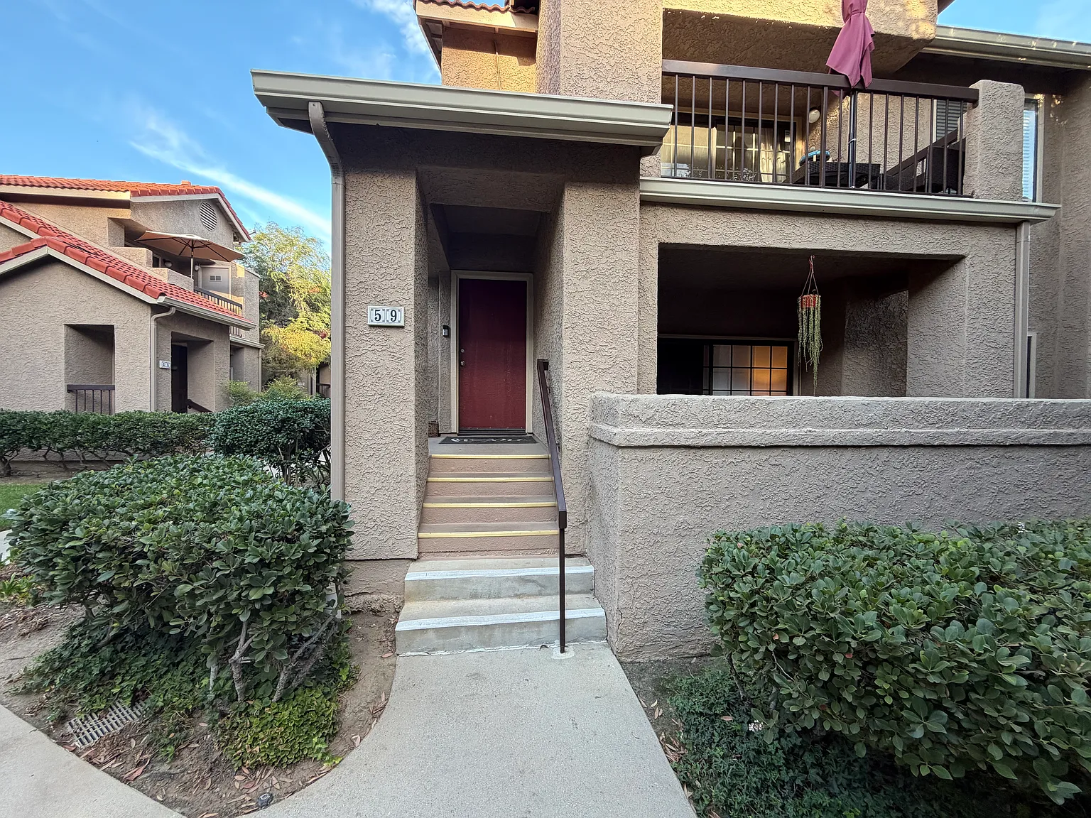 3 bed, 1125 sqft, $3,400 — Photo 2