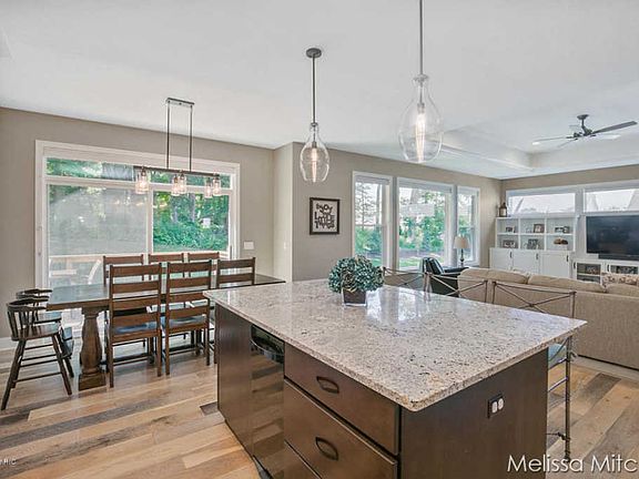 5th image of 1516 Cape Rachelle Dr SW