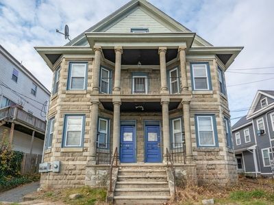 40-42 Riverside St, Lowell, MA, 01854