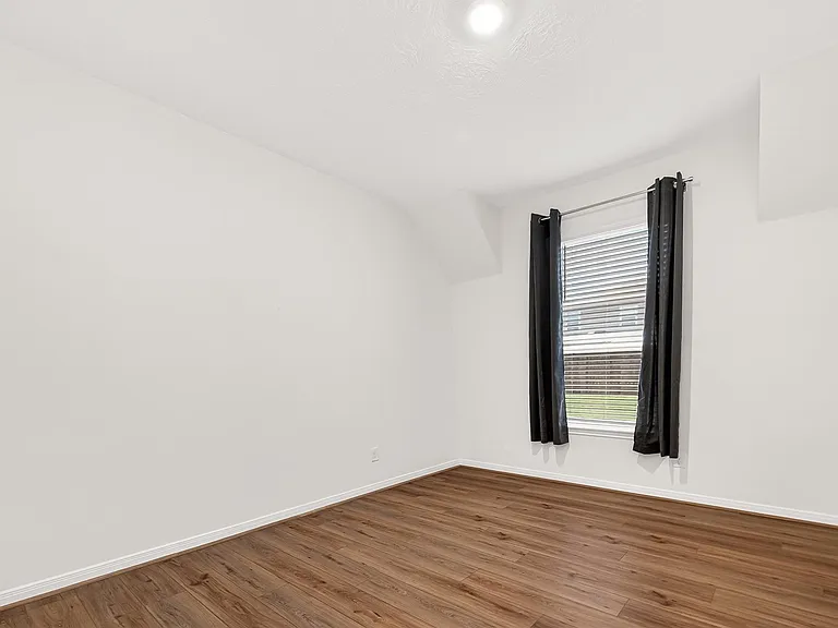 12602 Blue Jay Cove Ln — Photo 40