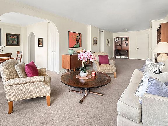 3rd image of 505 E 79th St APT 10J