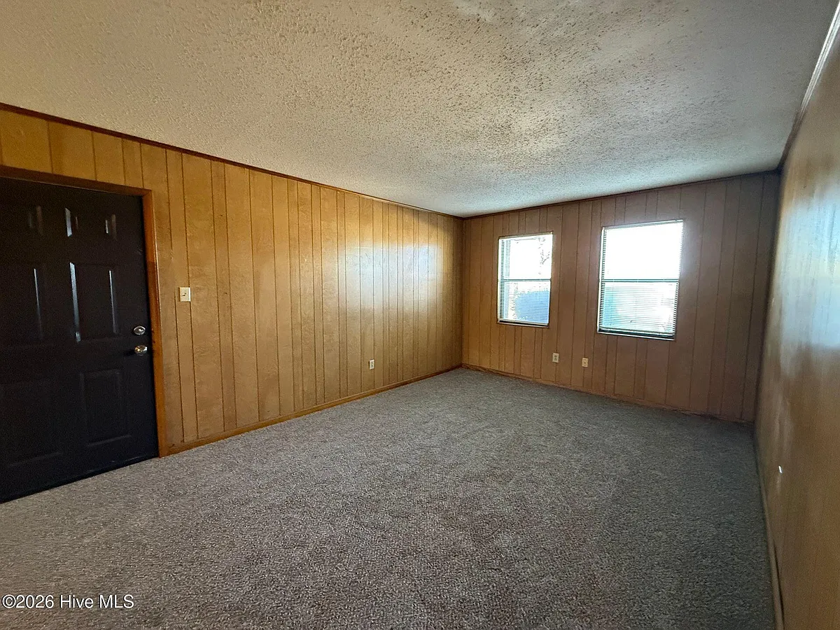 Building Photo - 2508 Commerce Rd #A