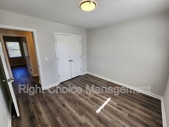 4th image of 6219 Browning Dr